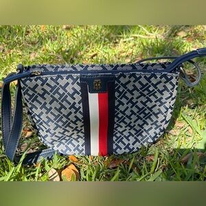 Tommy Hilfiger Blue and Red Patterned Messenger Bag